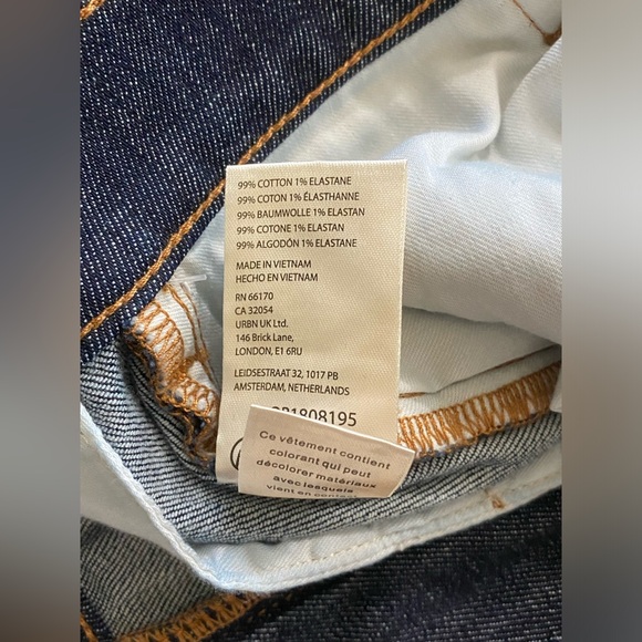 Pilcro Seamed Flounce High Rise Wide Jeans NWT - Picture 9 of 14